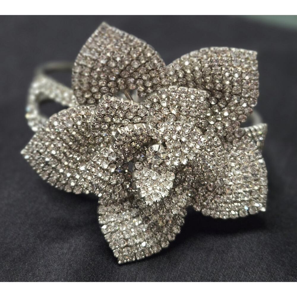 Large Flower Rhinestones Clamper Bracelet